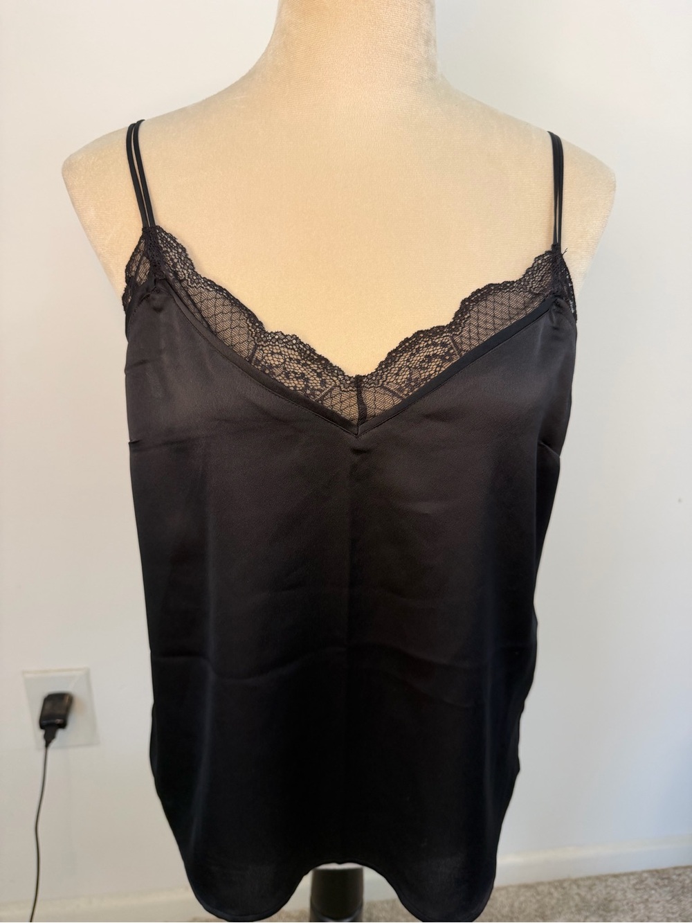 A&F Classic Black Lace Trim Camisole - Women’s M